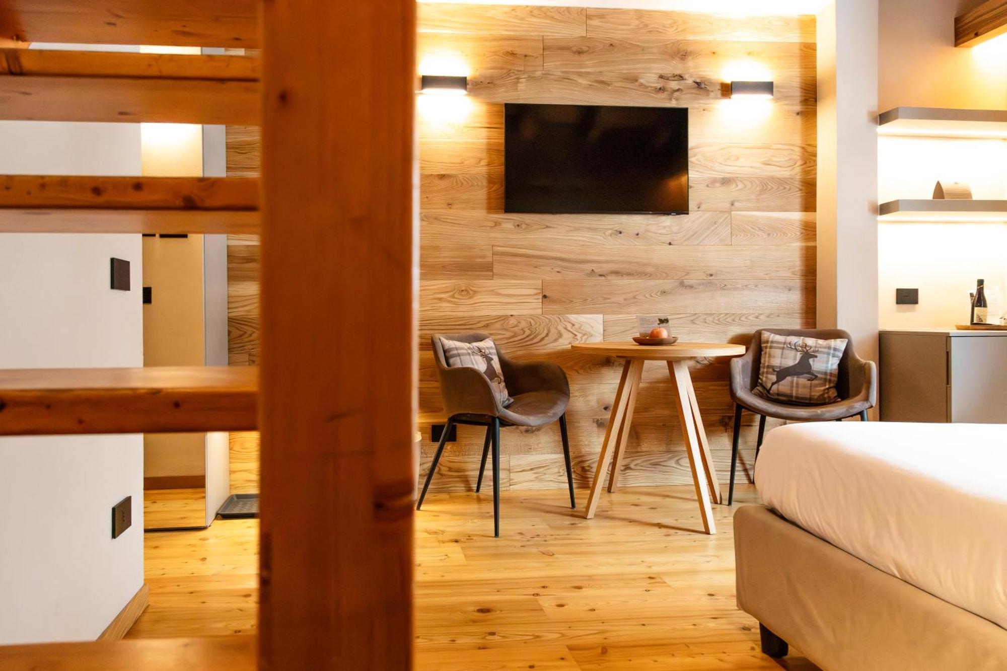 Hotel Relais Des Glaciers - Adults Only Champoluc Esterno foto