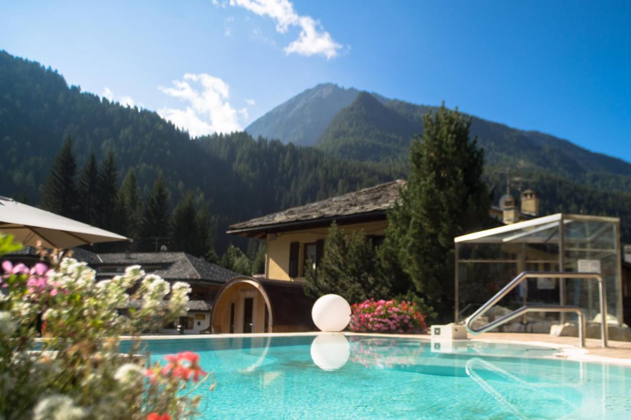 Hotel Relais Des Glaciers - Adults Only Champoluc Esterno foto